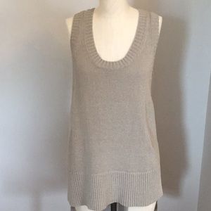 Banana Republic sleeveless sweater vest